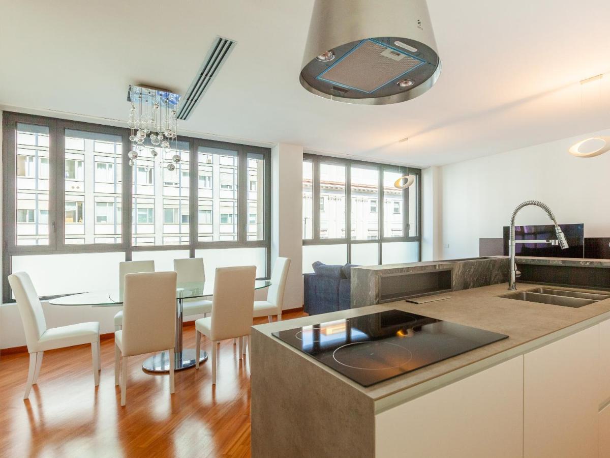Easyhomes-Madonnina View Milaan Buitenkant foto