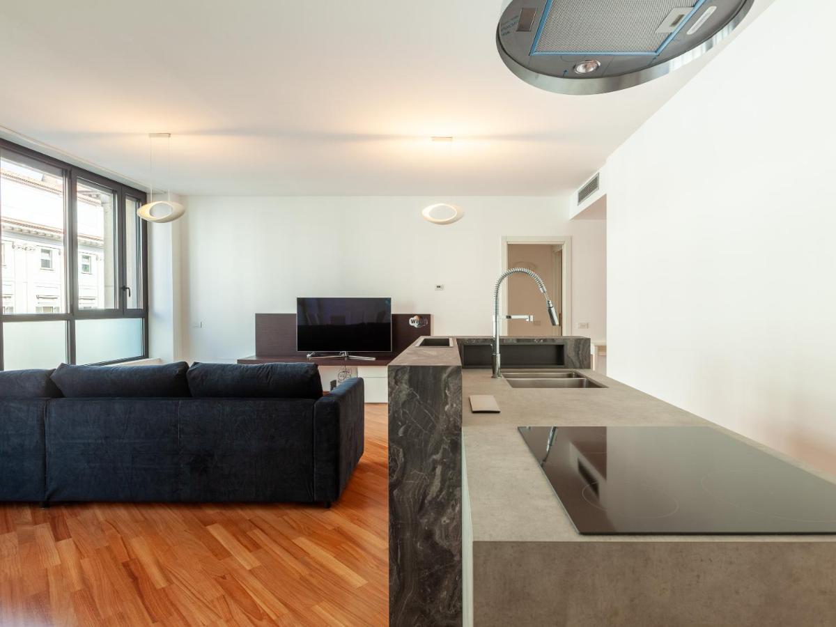 Easyhomes-Madonnina View Milaan Buitenkant foto